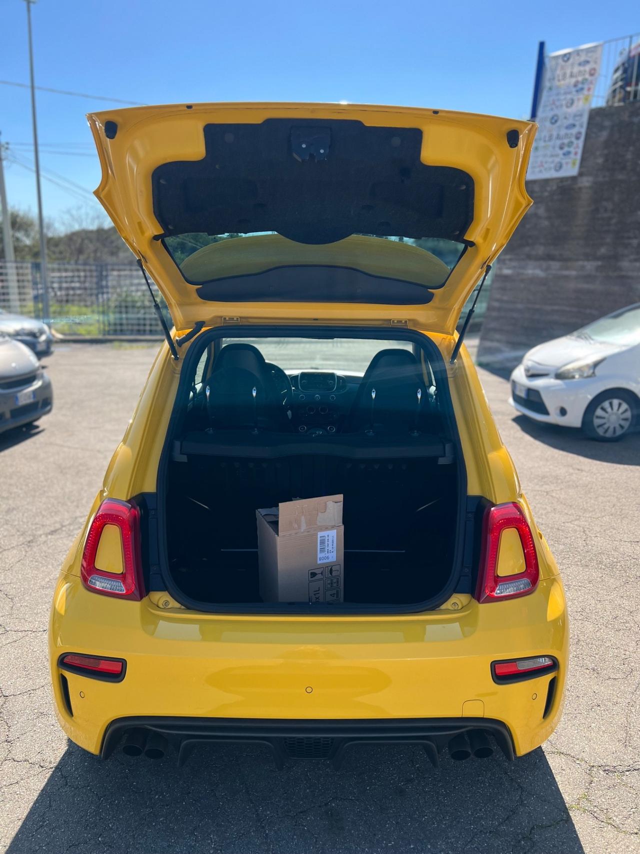 Abarth 595 1.4 Turbo T-Jet 180 CV Competizione