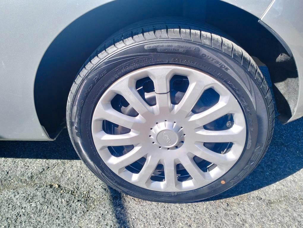 Ford Fiesta 3 Porte Fiesta 3p 1.2 16v km 85000 Originali.