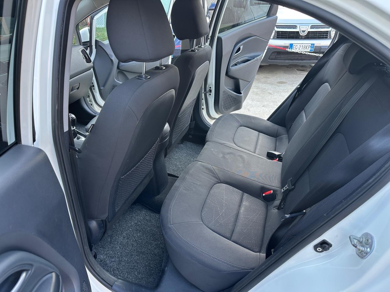 Kia Rio 1.1 CRDi WGT 5p. LX