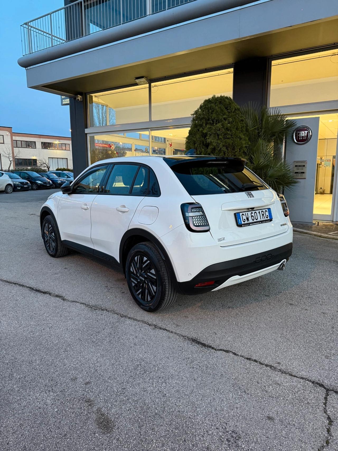 Fiat 600 Hybrid 100 CV DCT MHEV