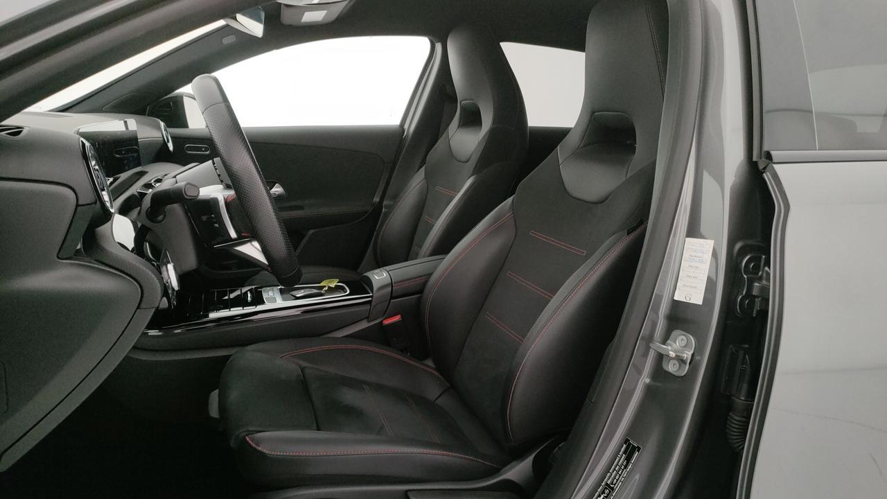 Mercedes-Benz Classe A - W177 2023 - A 200 d AMG Line Premium Plus auto