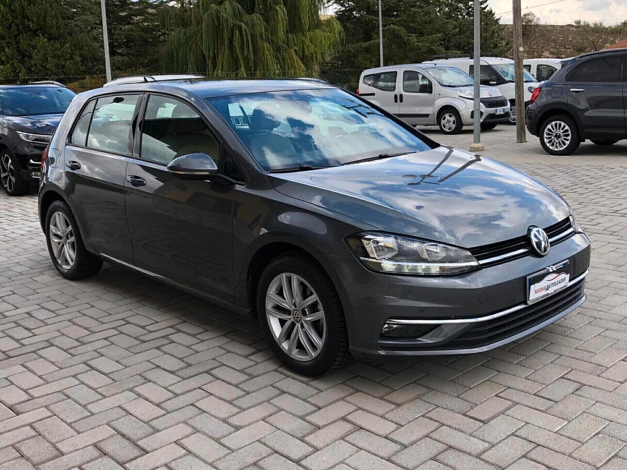 Volkswagen Golf 1.6 TDI 115CV DSG 2018 NAVI