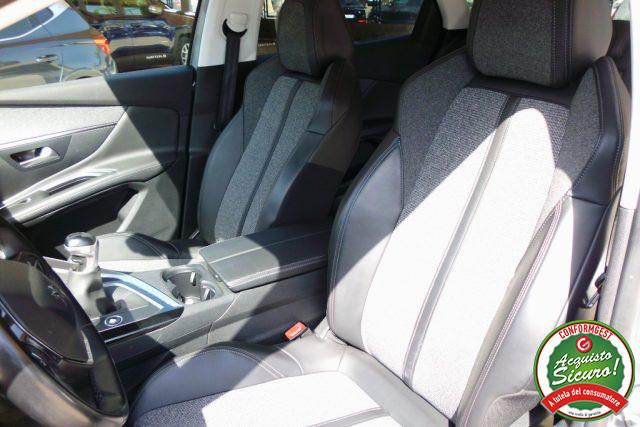 PEUGEOT 3008 BlueHDi 130 S&S Allure
