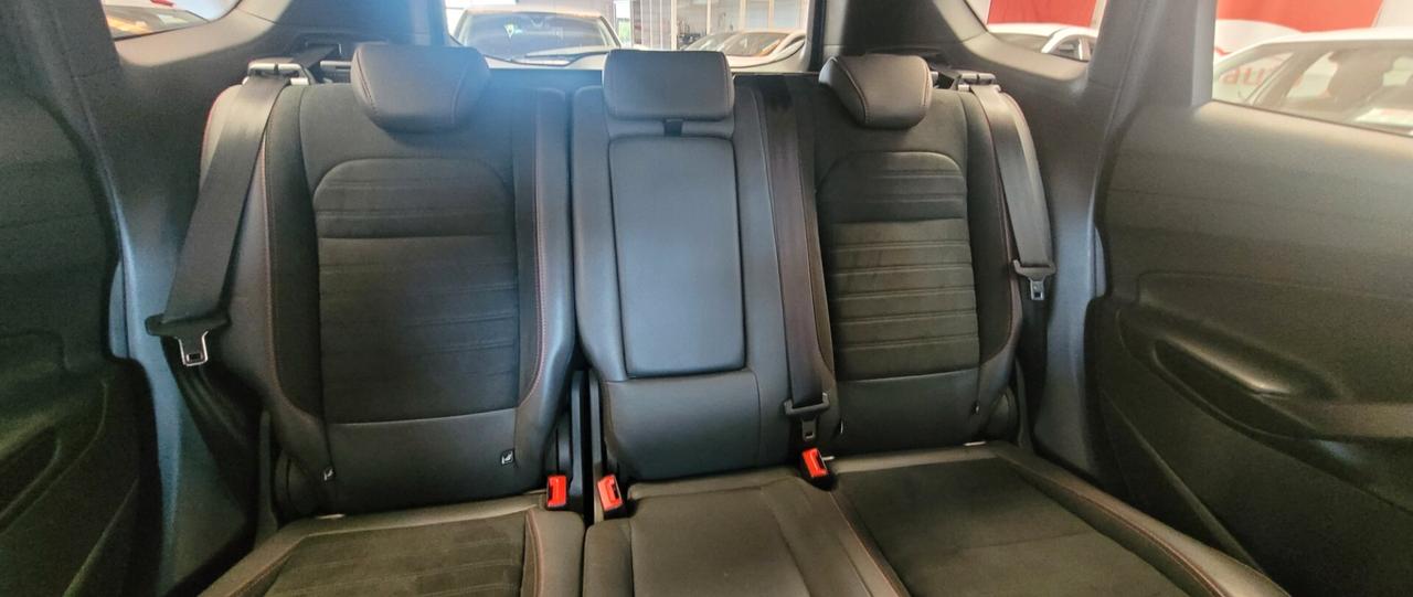 Ford Kuga 1.5 TDCI 120 CV S&S 2WD ST-Line