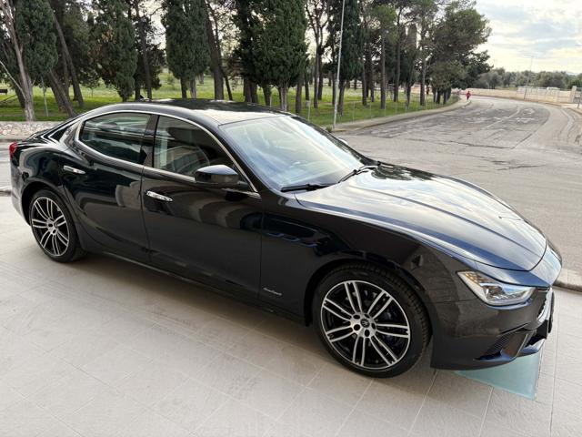 MASERATI Ghibli 330 CV 2.0 mhev Gransport HYBRID