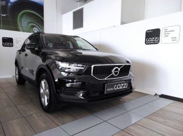 VOLVO XC40 (2017-->) - XC40 T2 Geartronic Momentum Core N1