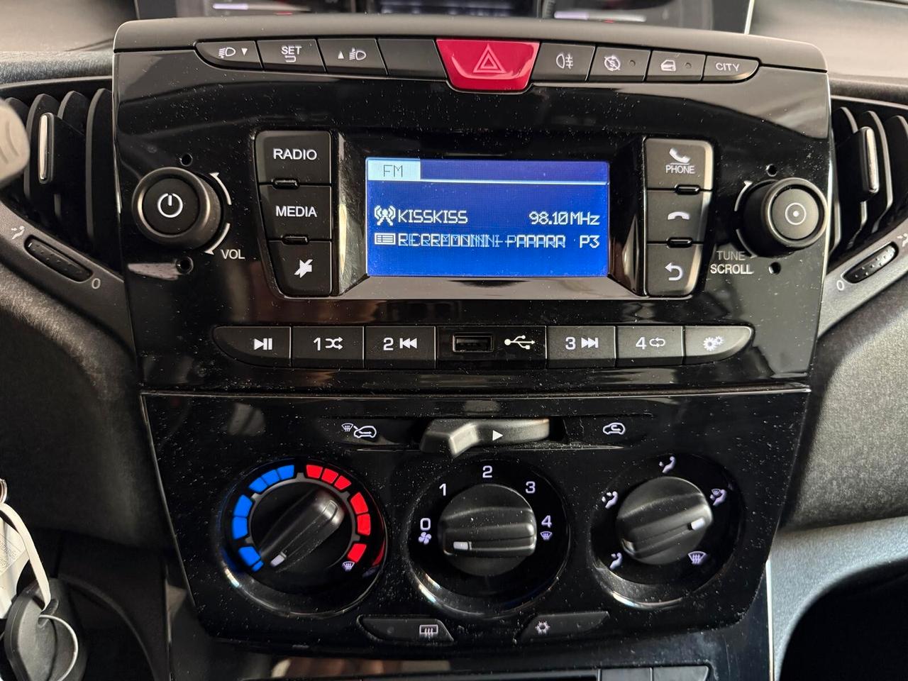 Lancia Ypsilon 1.0 FireFly 5 porte Hybrid Ecochic Silver