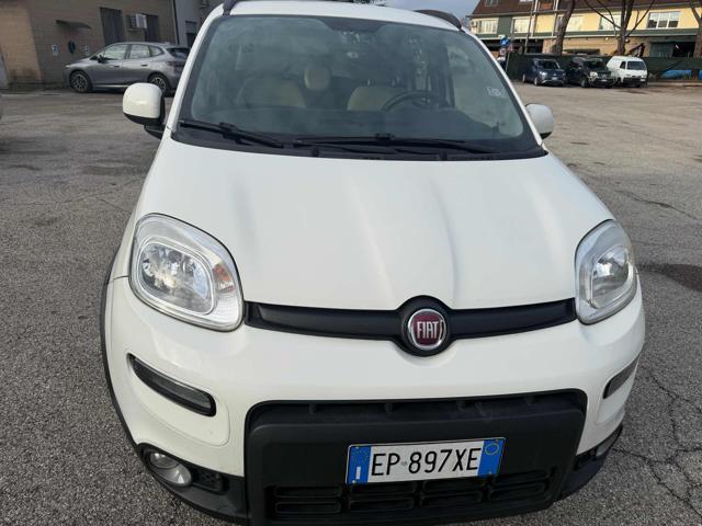 FIAT Panda 0.9 TwinAir Turbo Natural Power Trekking Bellissim