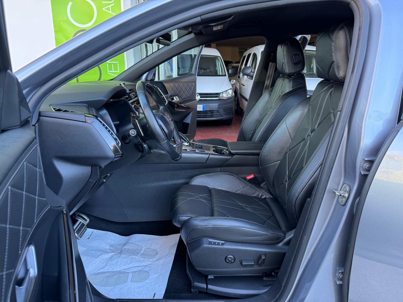 Ds 7 Crossback 1.5 RIVOLI EAT8 GARANZIA 24 MESI