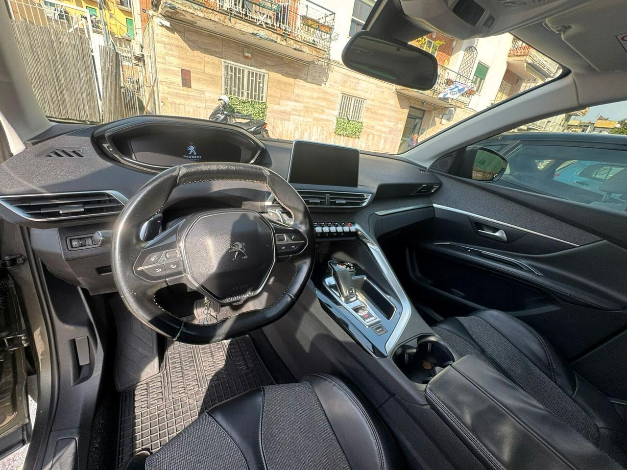 Peugeot 3008 BlueHDi 120 S&S Business