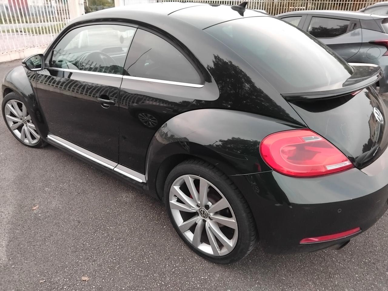 Volkswagen Maggiolino 2.0 TSI DSG Sport