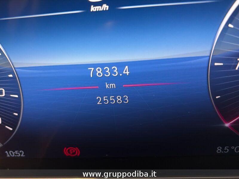 Mercedes-Benz Classe C Classe C-W206 2021 Berlina C 220 d mhev AMG Line Premium 4matic 200cv auto