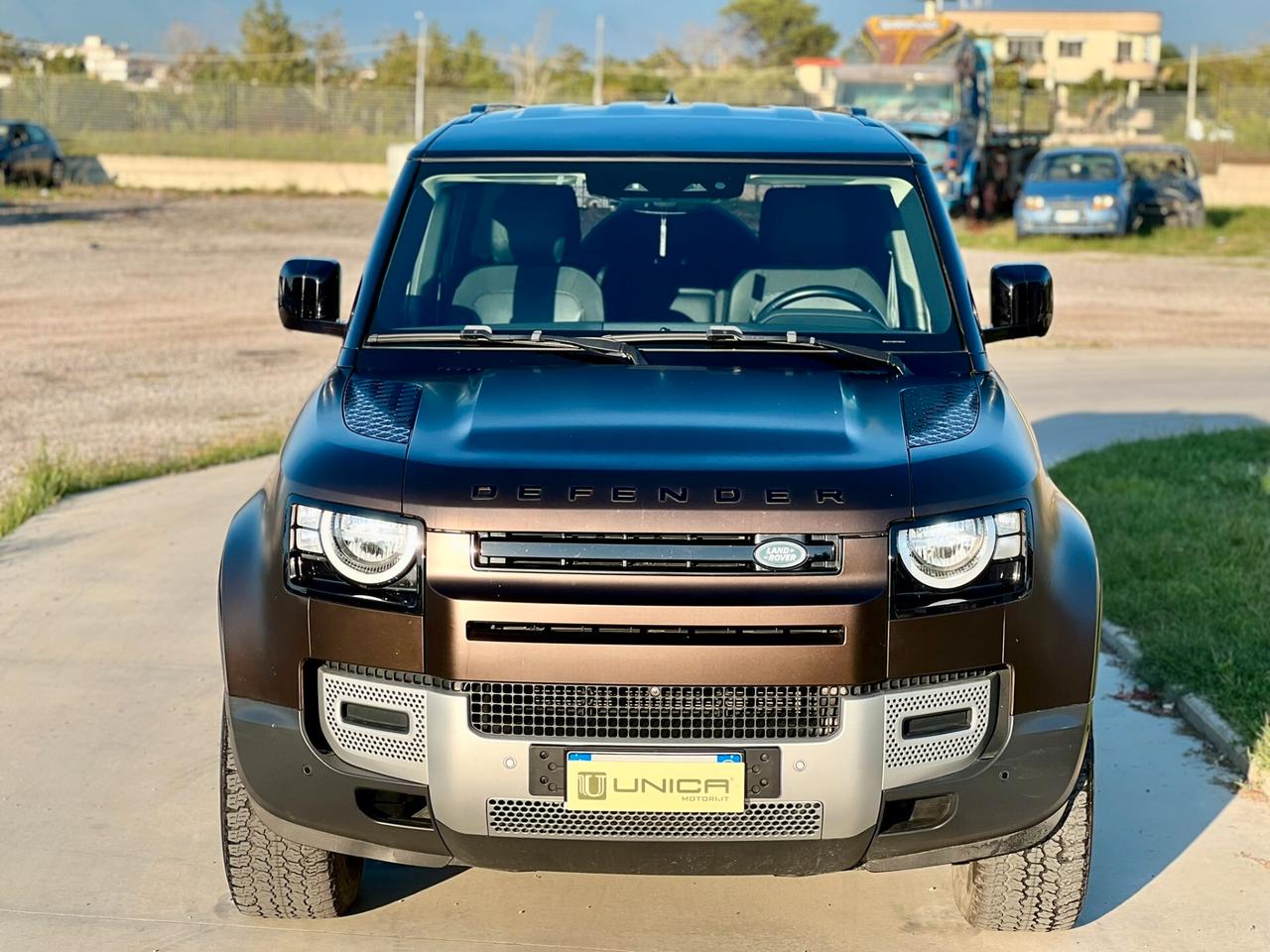 Land Rover Defender 110 2.0 241 cv SD4 AWD Auto SE MOTORE NUOVO IVA ESPOSTA