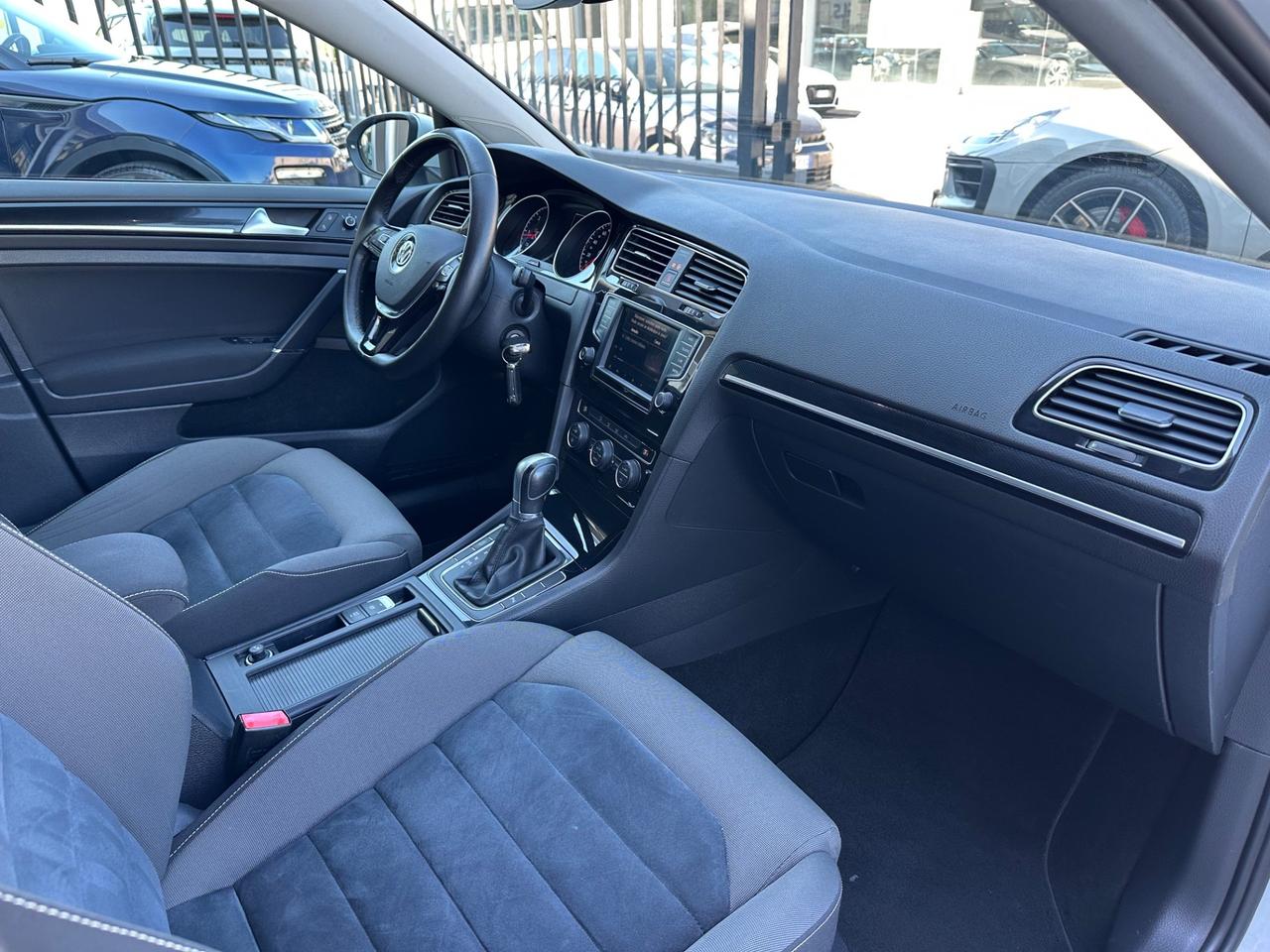 Volkswagen Golf 1.6 TDI 110 CV 5p. Highline AUTOMATICO