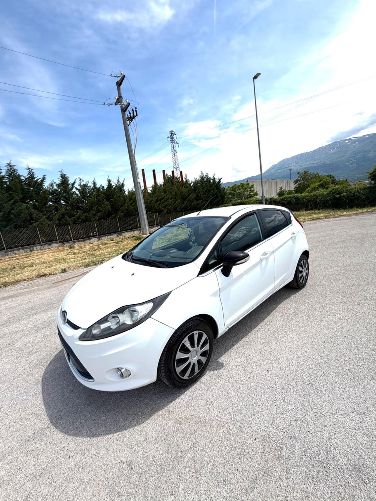Ford Fiesta 1.4 TDCi 5p. Titanium