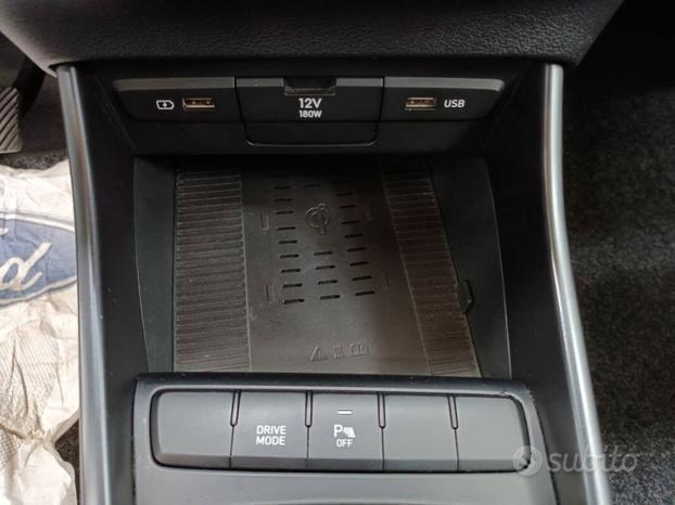 Hyundai i20 100 cv Ibrida Connectline