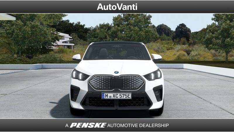 BMW iX2 xDrive 30 Msport Pro