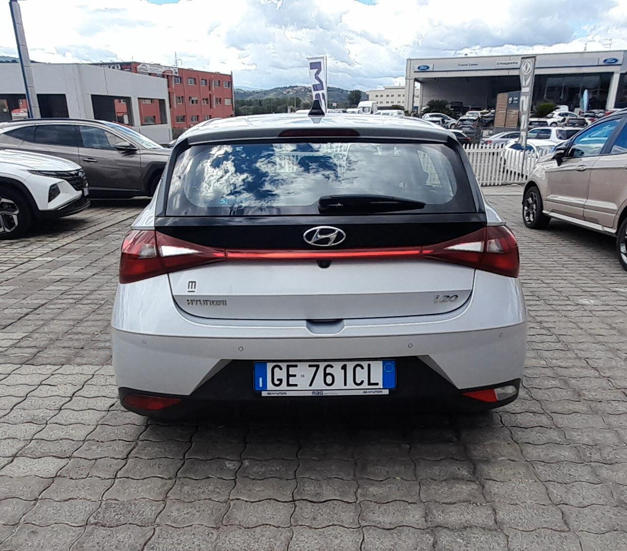 Hyundai i20 1.2 MPI MT Connectline