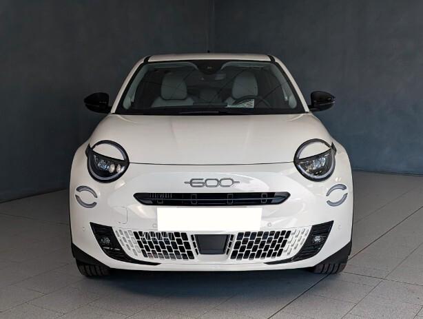 Fiat 600 Hybrid 110 CV DCT MHEV La Prima Plus