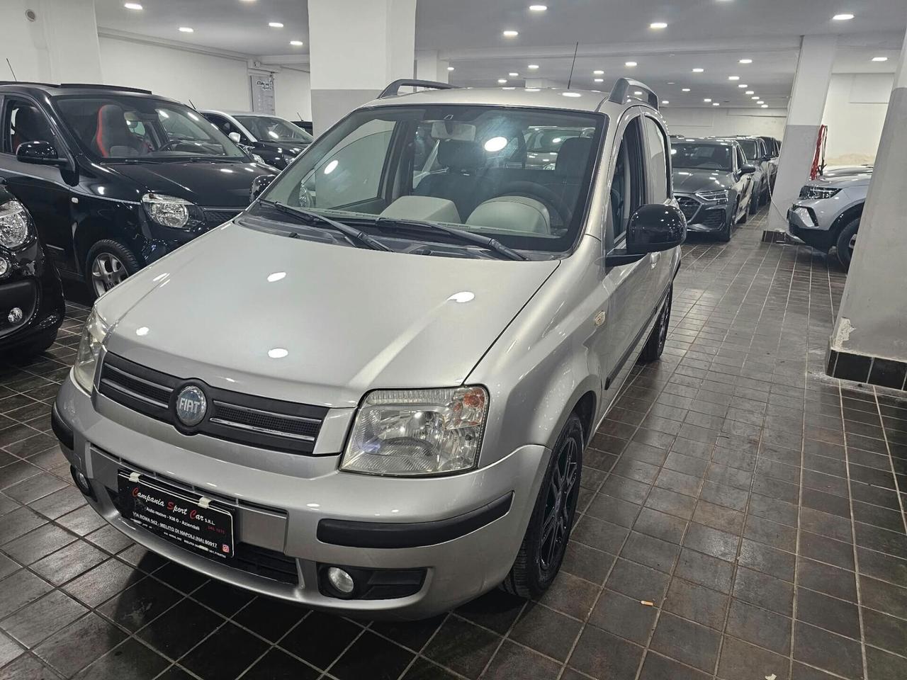 NUOVA FIAT PANDA EMOTION 1.2 BENZ 60CV - AUTO COME NUOVA