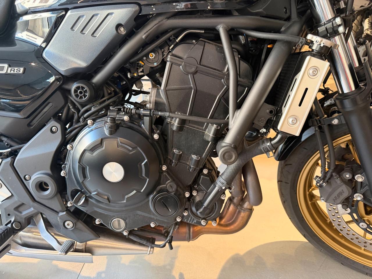 Kawasaki Z 650 RS 2025