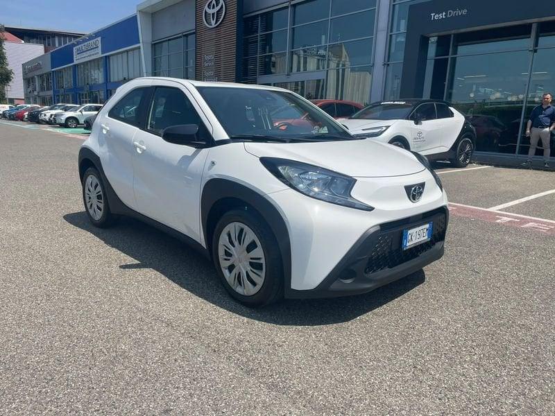 Toyota Aygo X 1.0B (72 CV) Active