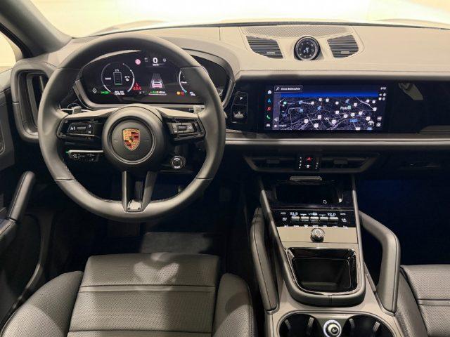 PORSCHE Cayenne 3.0 V6 E-Hybrid Black Edition