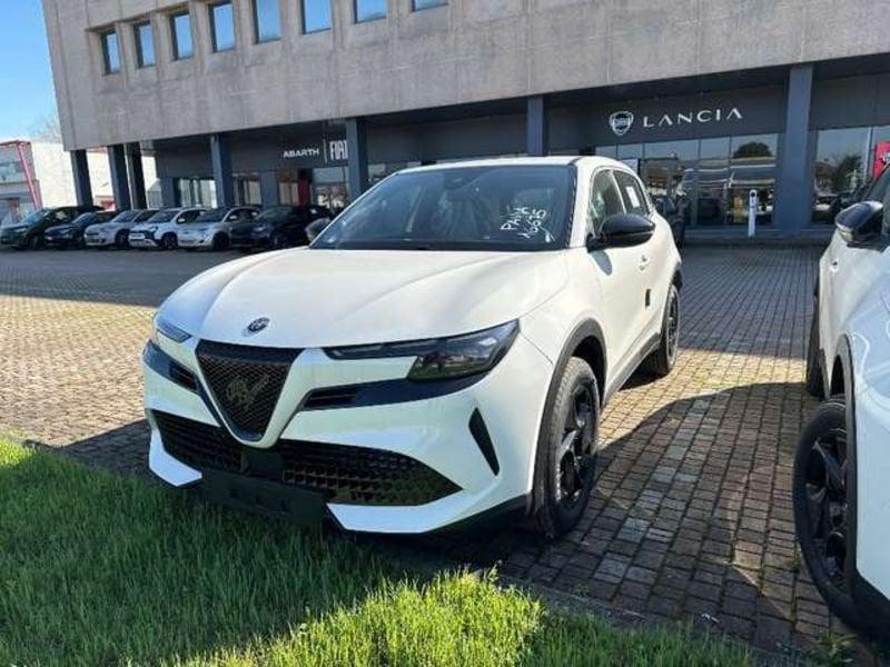 Alfa Romeo Junior 1.2 Hybrid ibrida