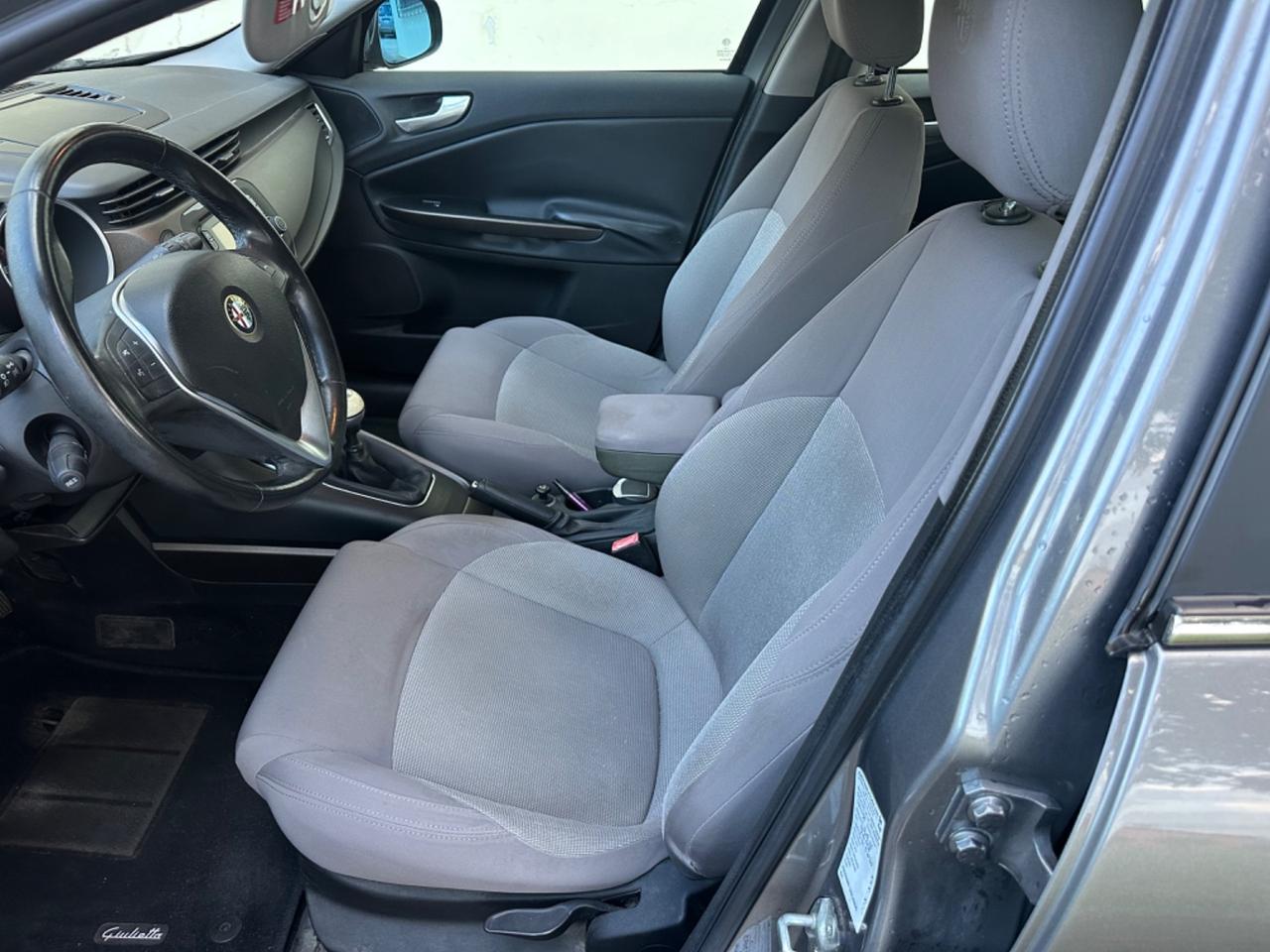 Alfa Romeo Giulietta 1.6 JTDm-2 105 CV Exclusive
