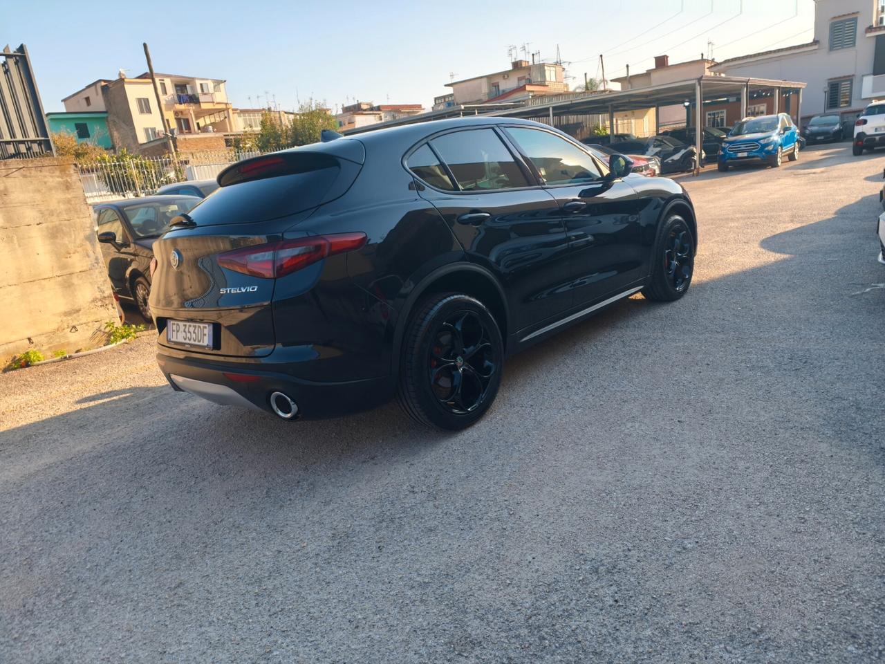 Alfa Romeo Stelvio 2.2 Turbodiesel 210 CV AT8 Q4 Super Total black