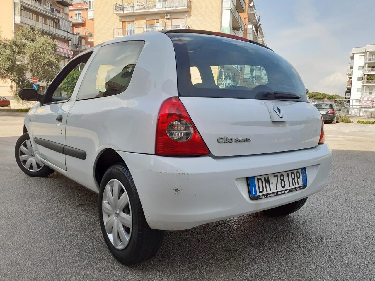 Renault Clio Storia 1.2 3 porte Confort