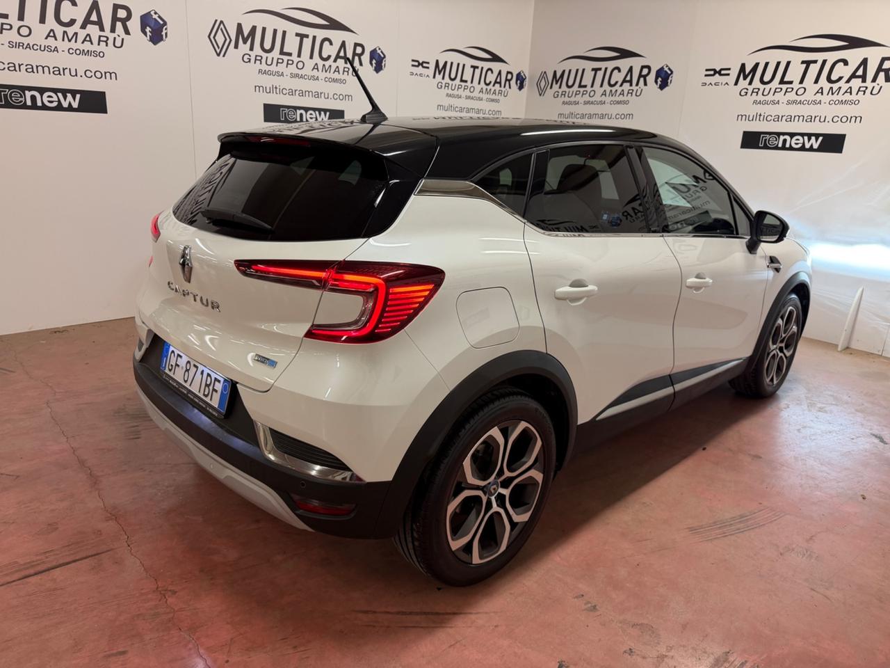 Renault Captur Full Hybrid E-Tech 145 CV Intens