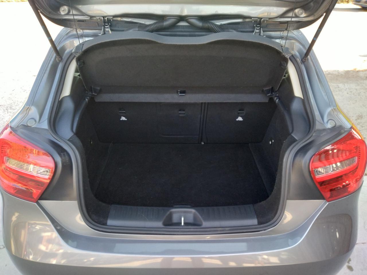 Mercedes-benz A 200 CDI BlueEFFICIENCY Executive
