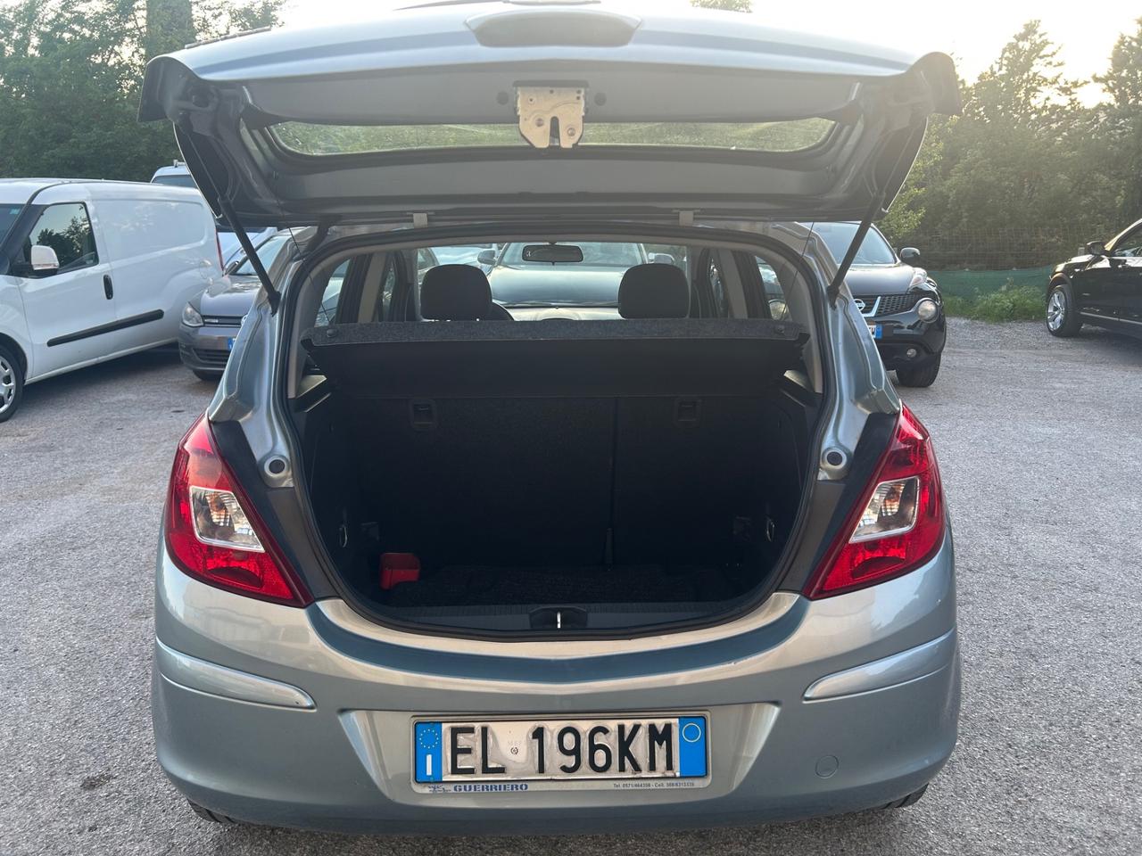 Opel Corsa 1.2 Benzina 68000Km Ok Neopatentati