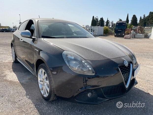 ALFA ROMEO Giulietta