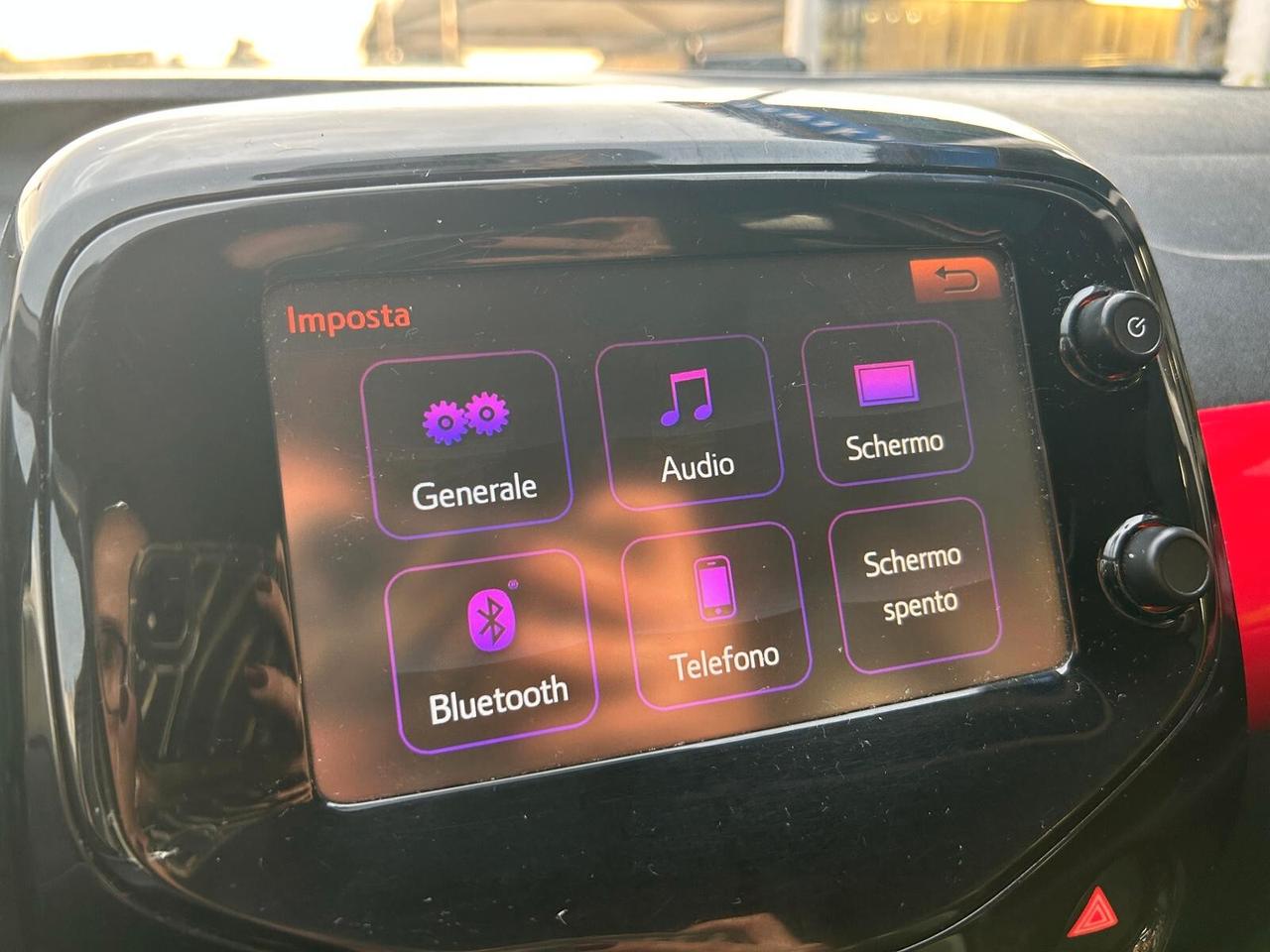 Toyota Aygo 1.0 VVT-i 69 CV x-play AUTOMATICO
