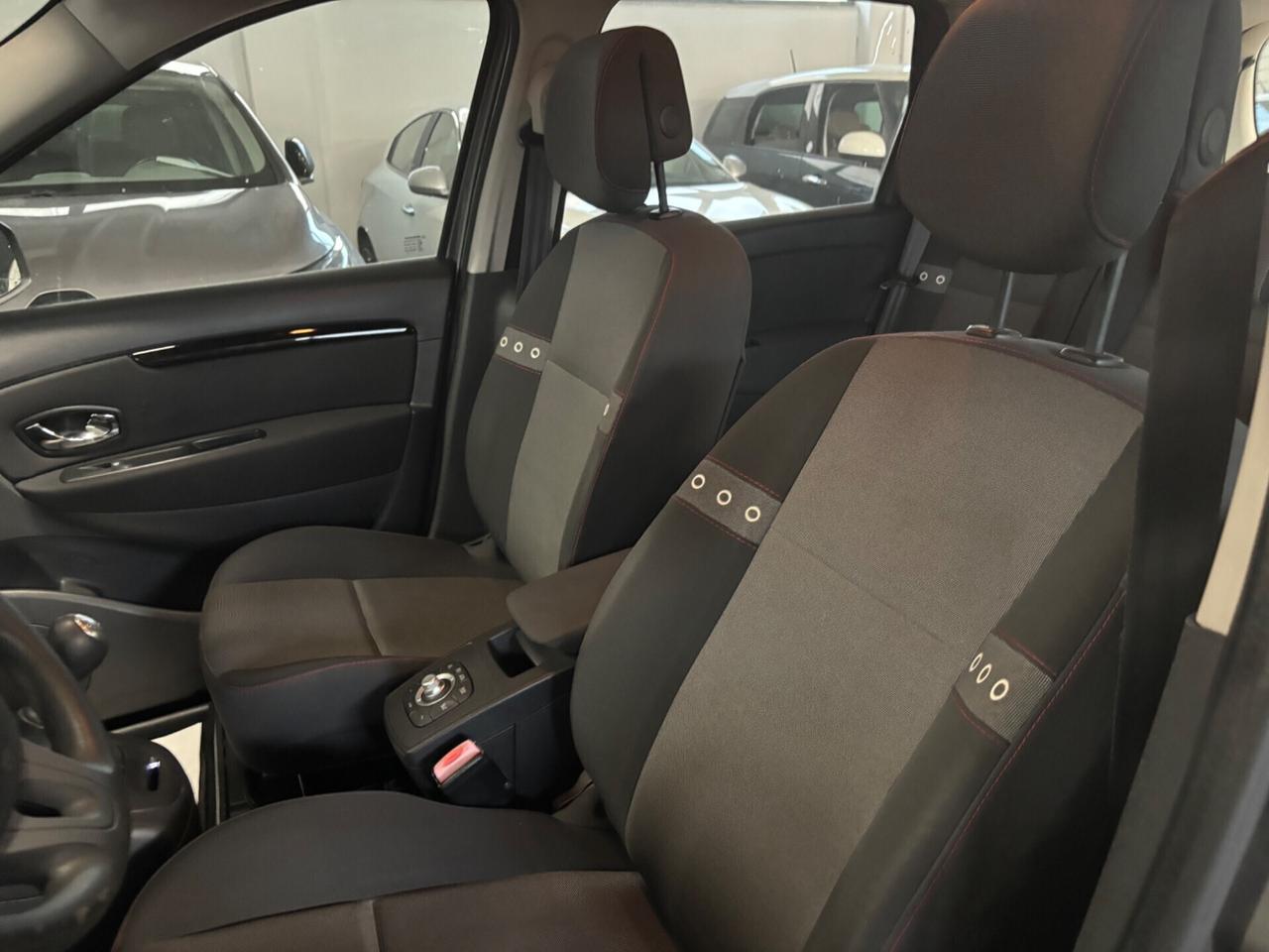 Renault Scenic XMod 1.5 dCi 110CV Wave