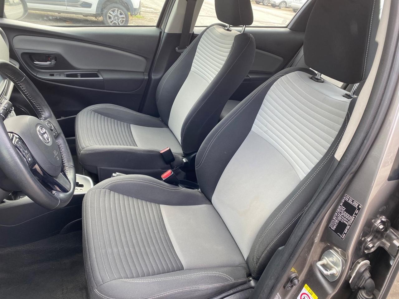 Toyota Yaris 1.5 Hybrid 5 porte Active