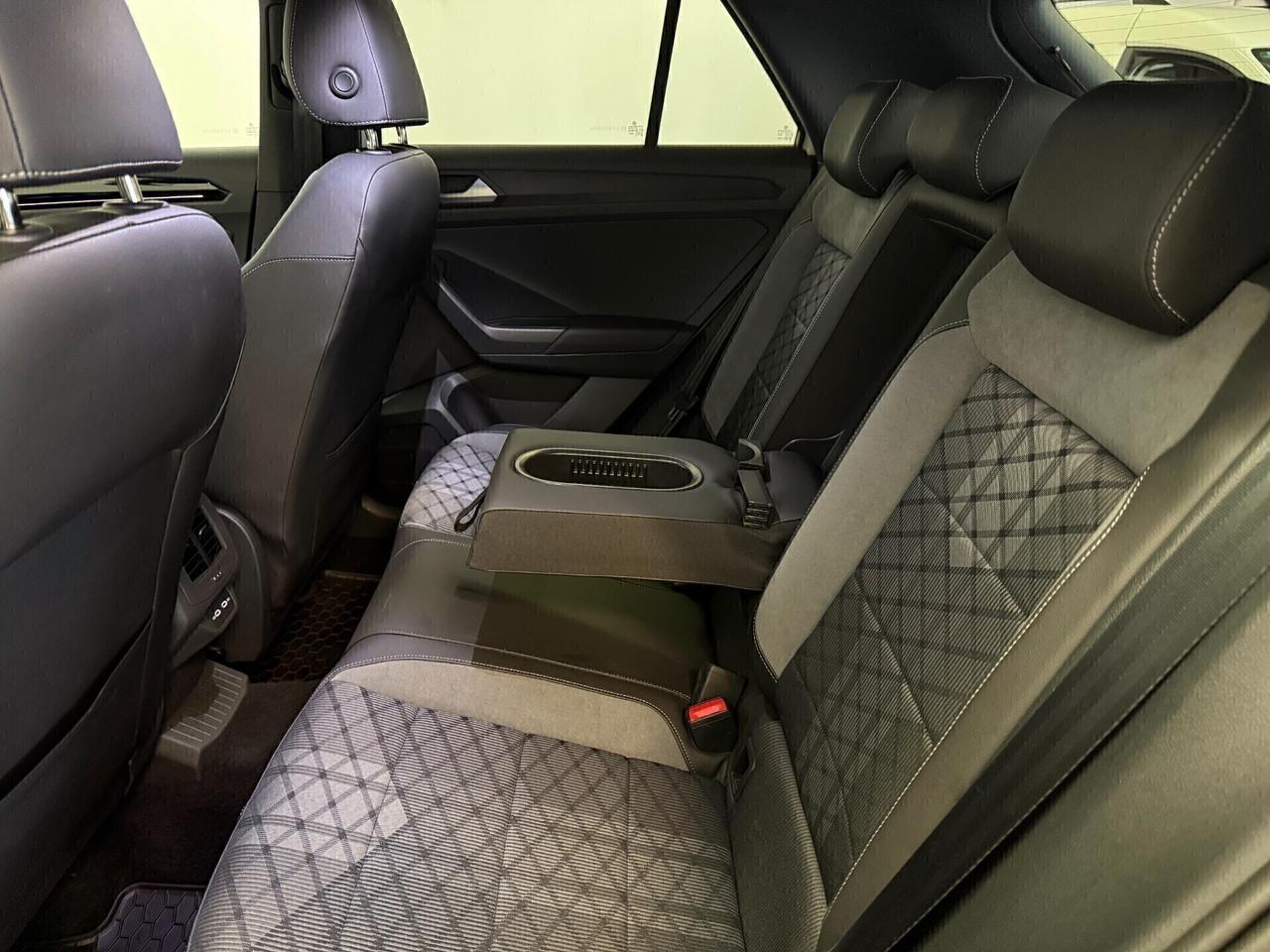 Volkswagen T-Roc 1.5 Tsi R-Line Dsg ** condizioni pari al nuovo ** Garanzia Volkswagen ** prezzo reale senza vincoli di finanziamento **