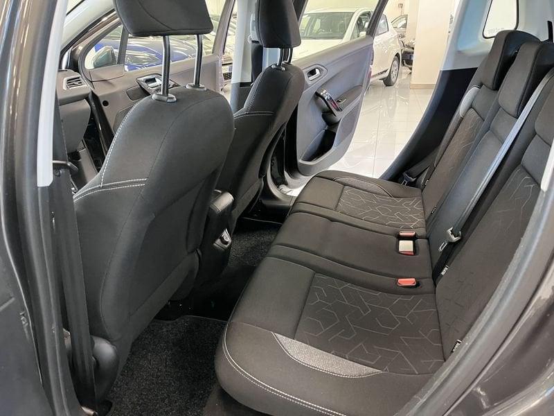 Peugeot 2008 PureTech 82 Allure