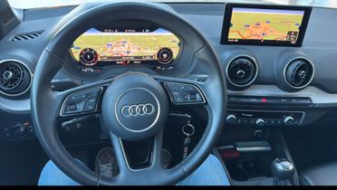 Audi Q2 1600 TDI S line Edition+Cockpit+Fari Led...