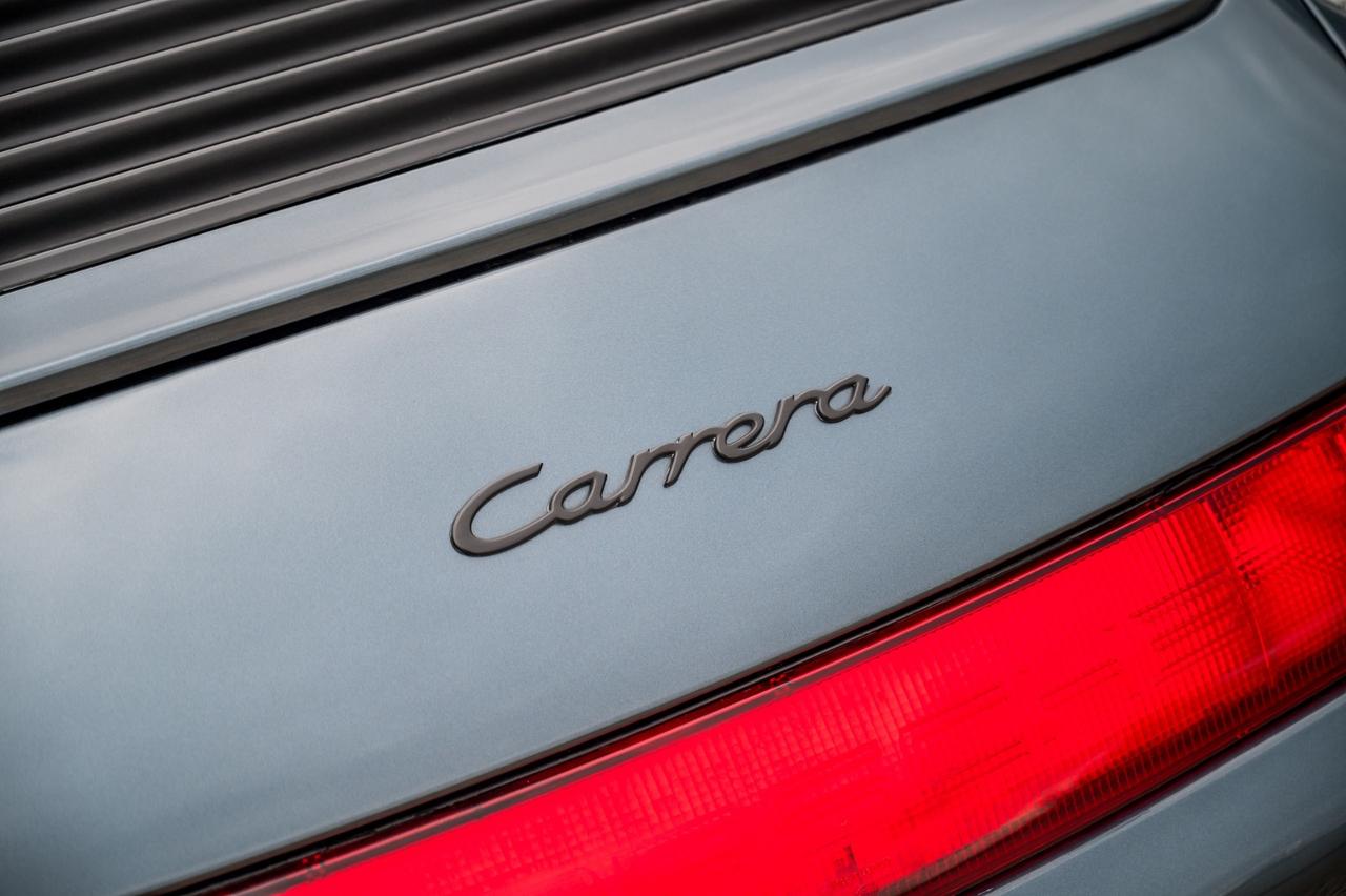 Porsche 993 Carrera Cabriolet