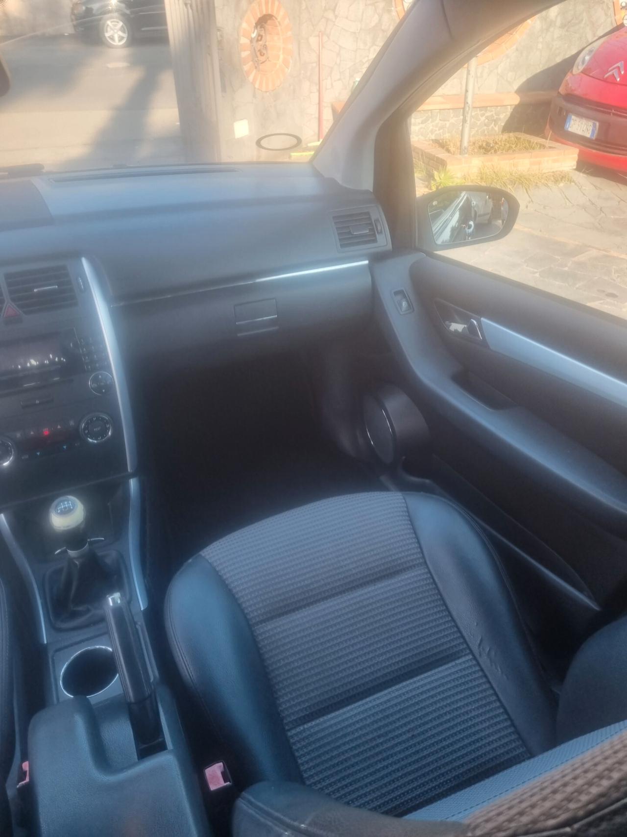 Mercedes-benz B 200 CDI Sport
