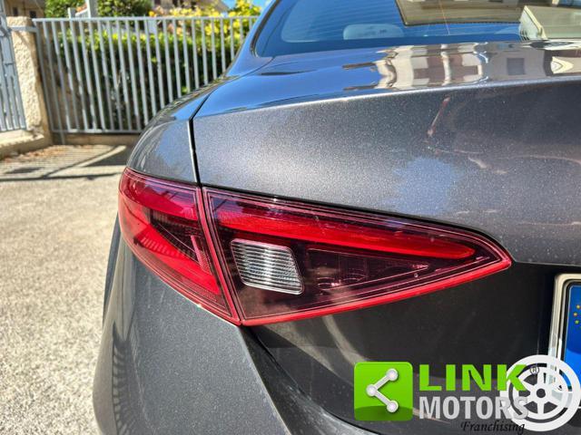 ALFA ROMEO Giulia 2.2 Turbodiesel 150 CV AT8 Super