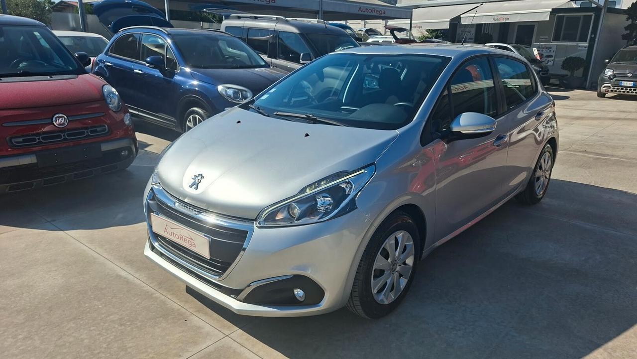 Peugeot 208 PureTech 68 5 porte 2016