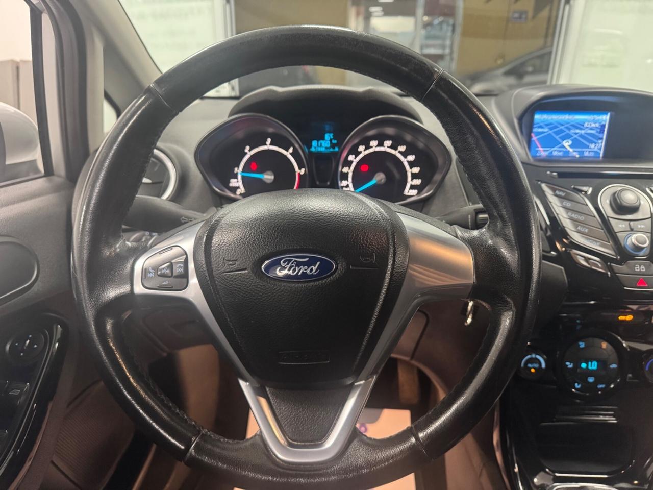 Ford Fiesta 1.5 TDCi 75CV 5 porte Titanium