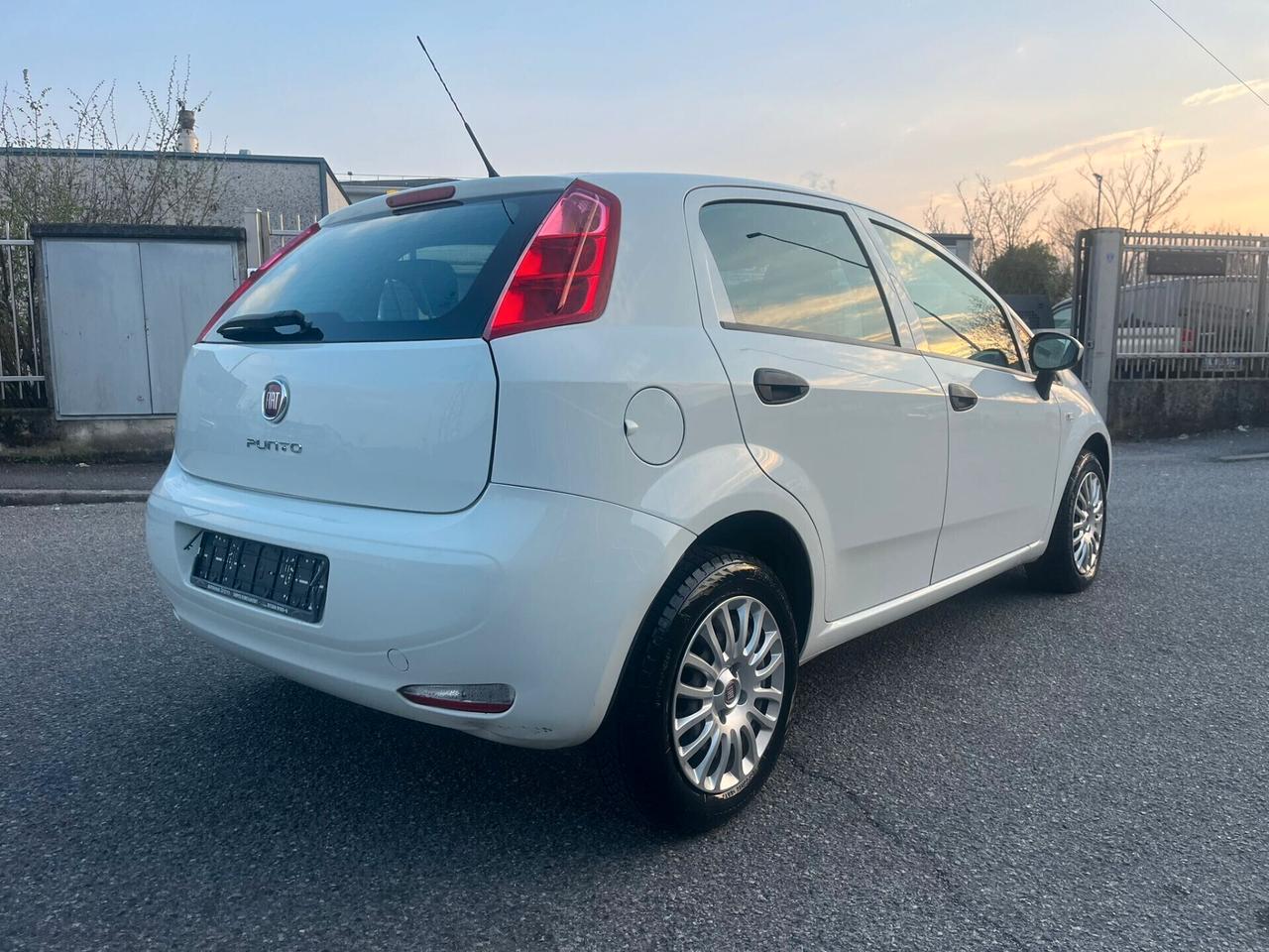 Fiat Punto 1.2 8V solo 49.000km