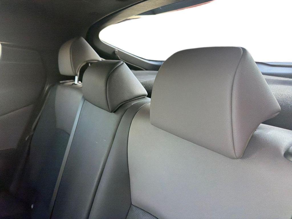 Toyota C-HR 2.0h Lounge e-cvt