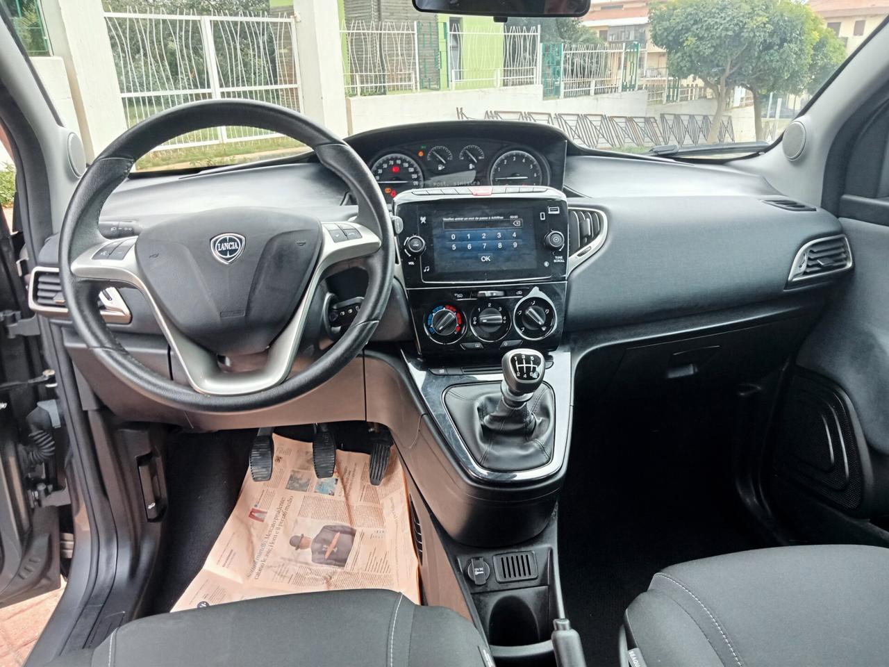 Lancia Ypsilon 1.0 FireFly 5 porte S&S Hybrid Ecochic Gold 2022