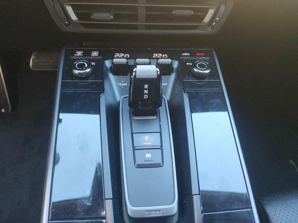 Porsche 911 Coupe 3.0 Carrera PDK